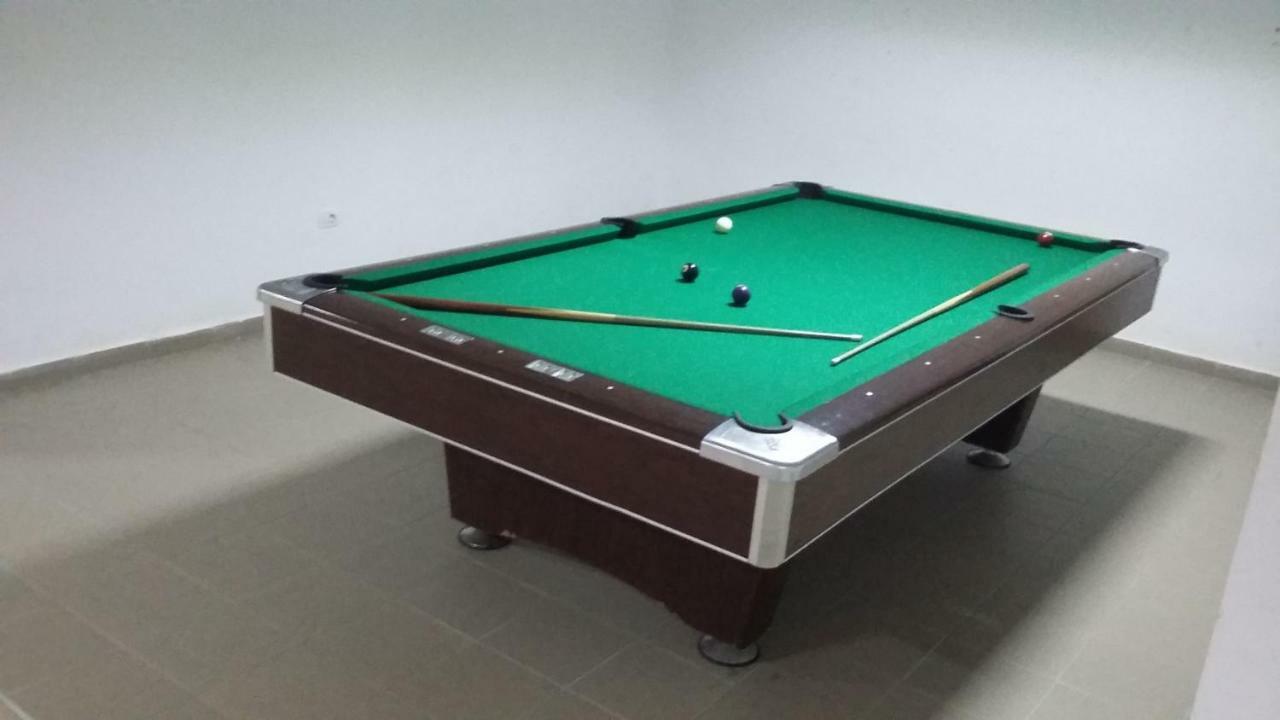 Pensiunea Poiana Soarelui Brates Bagian luar foto